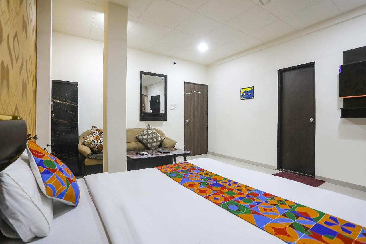 נאגפור Fabhotel Paradise Stay Inn מראה חיצוני תמונה