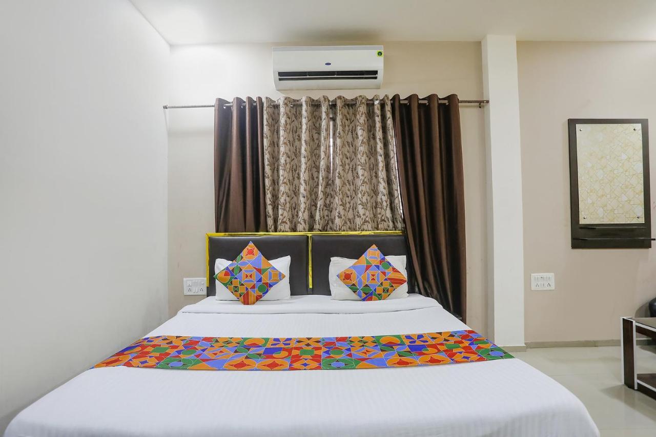 נאגפור Fabhotel Paradise Stay Inn מראה חיצוני תמונה